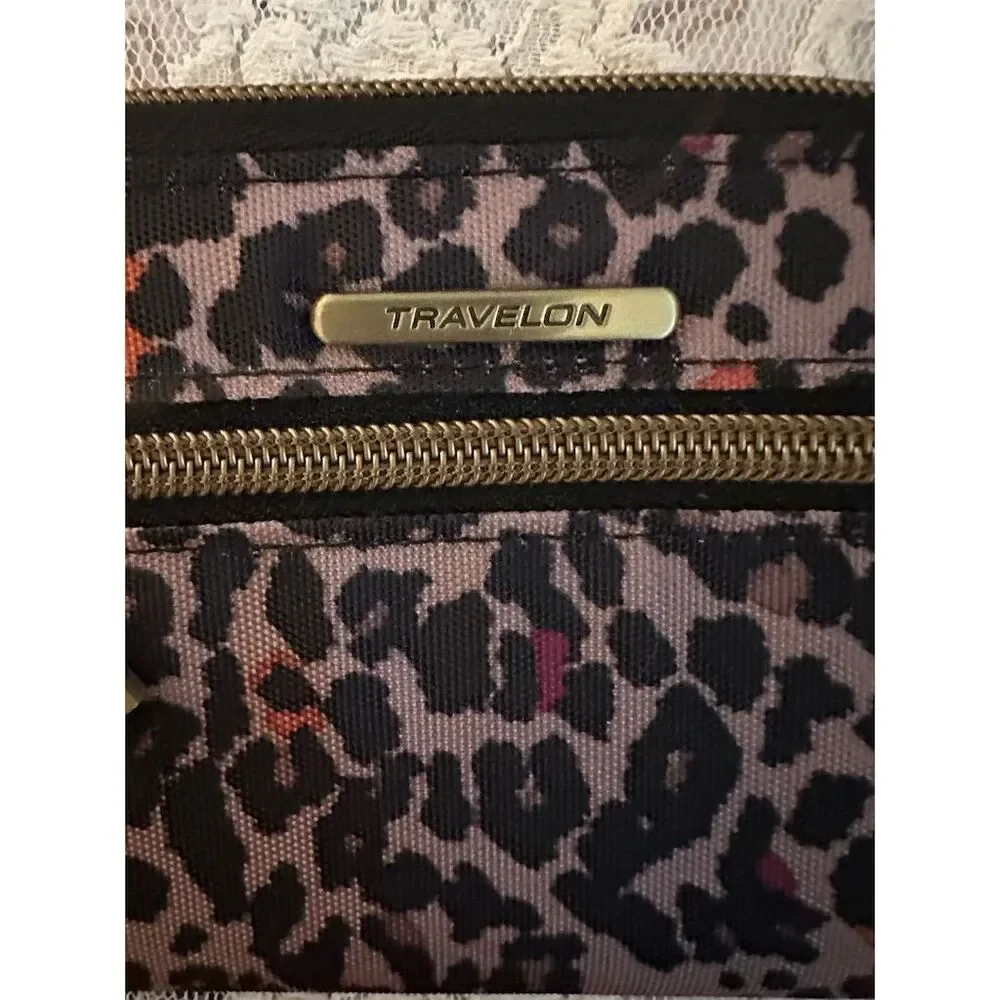 Travelon Women's RFID Blocking Animal Print Wristlet Wallet